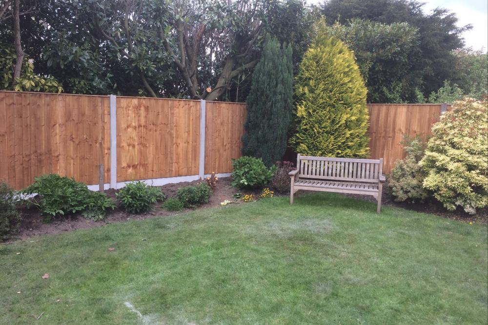 How To Extend The Lifespan of Your Wooden Panel Fencing