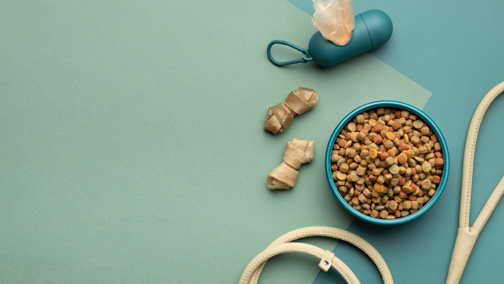 The environmental benefits of opting for natural and organic pet food