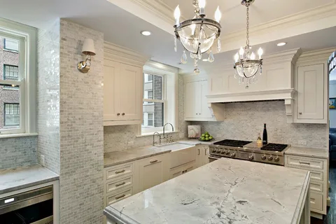 How to Create a Luxury Look with Quartzite Surfaces
