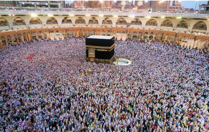 Whom Can You Trust for Luxury Inclusive Umrah Travel?