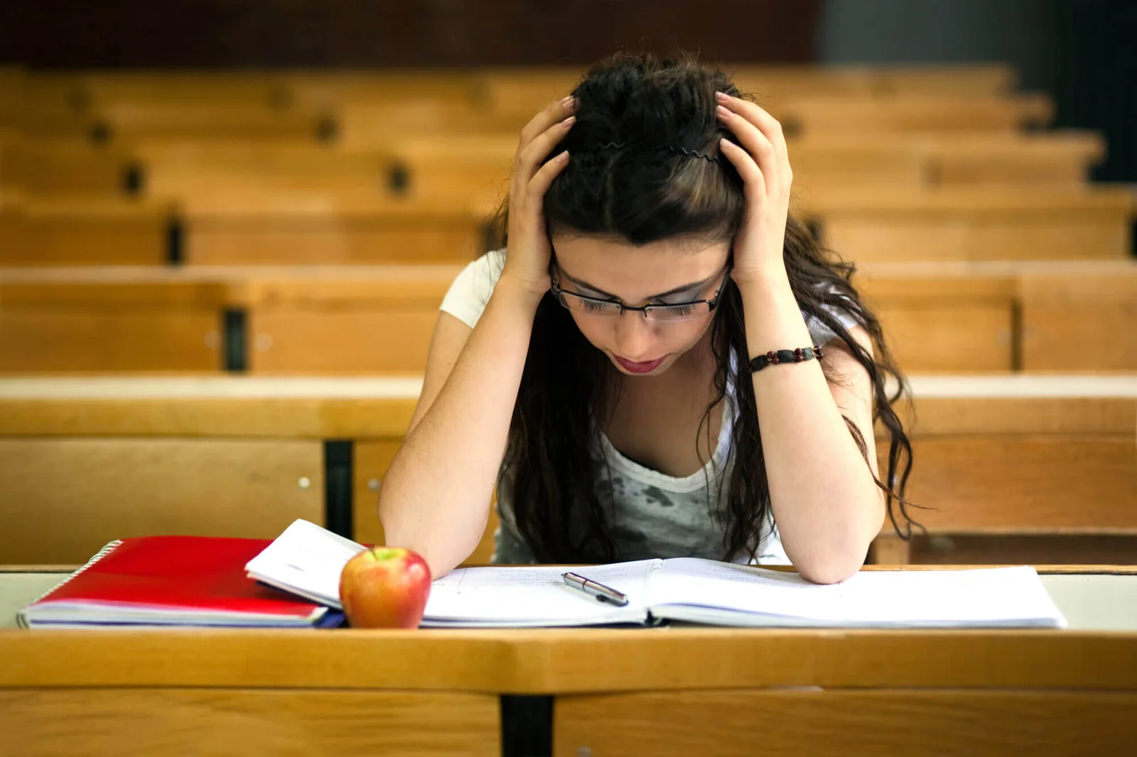 How Can Foreign Students In The UK Deal With Anxiety?