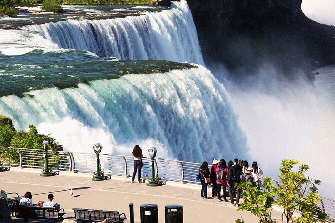 Unforgettable Niagara Falls Bus Tour Adventure Awaits