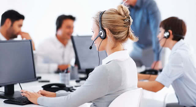 Should You Outsource Customer Support to Boost Efficiency and Cut Costs?