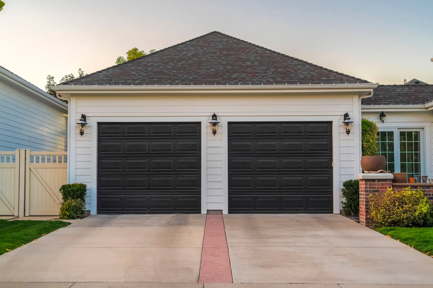 Garage Door Installation: Everything Homeowners Need to Know Before Installing a New Door
