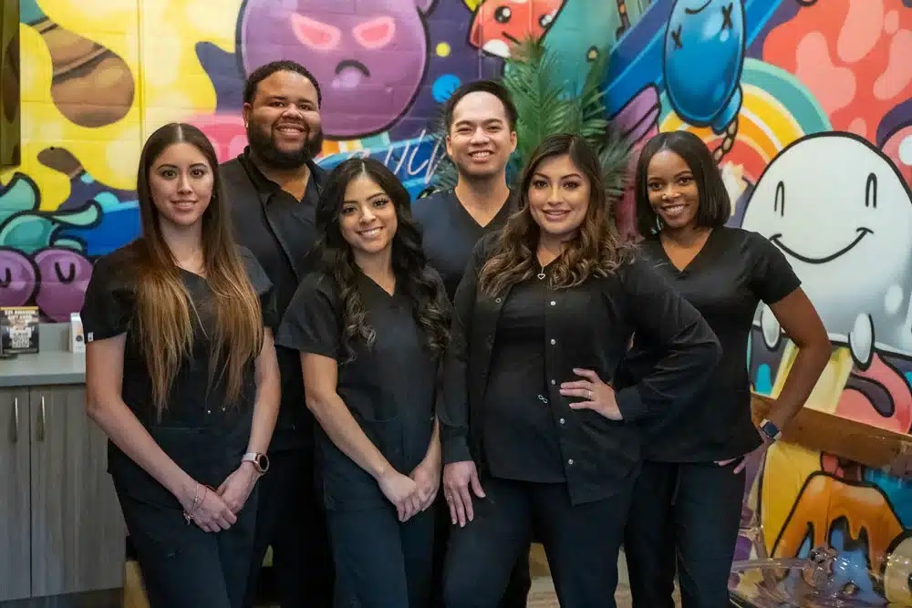 How Can a Cosmetic Dentist in CityCentre Improve Your Smile?
