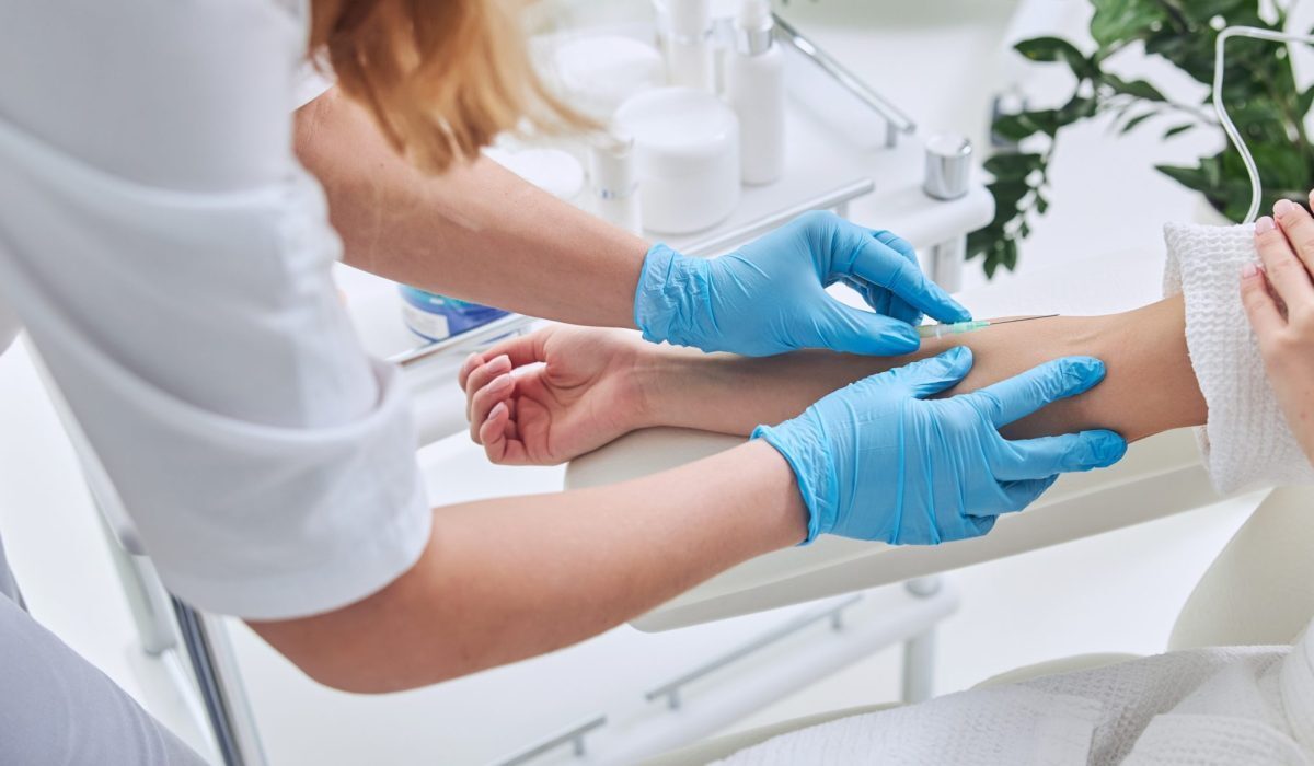 Blood test at home Dubai