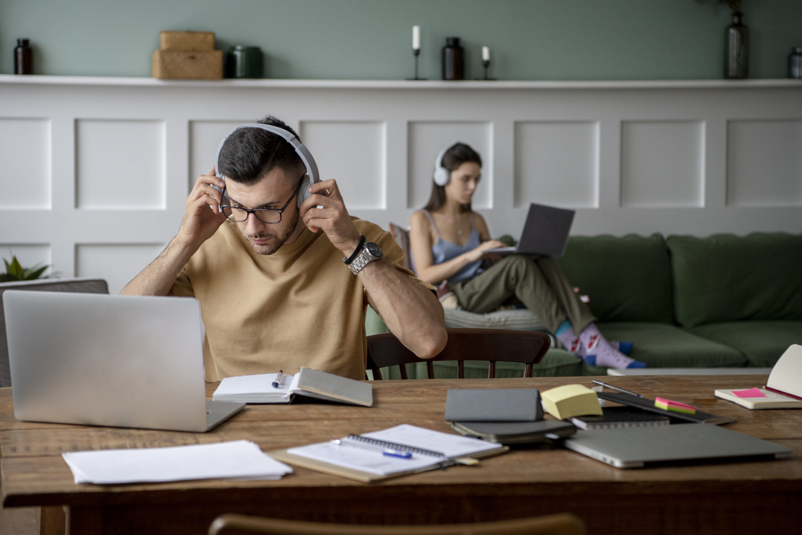 How Australian Students Use Online Help to Manage Assignment Overload