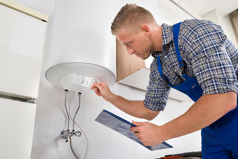 Tankless or Traditional? The Santa Rosa Beach & Rosemary Beach Homeowner’s Complete Water Heater Replacement Guide for 2026
