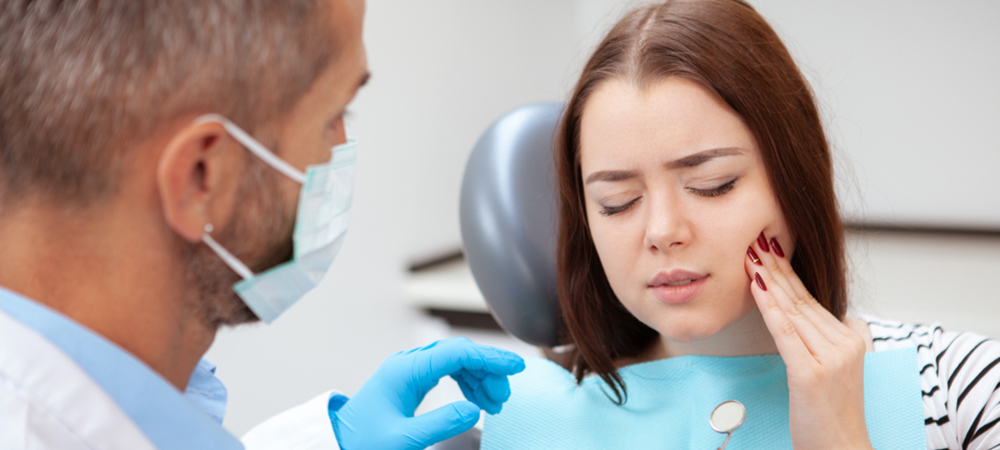 What Emergency Services Are Available at a Dental Clinic in Albany?
