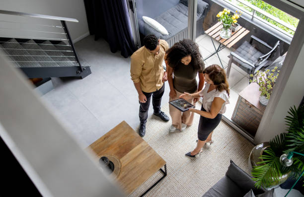 CRMS for Real Estate Agents: Buy, Customize & Launch the Right CRM Today