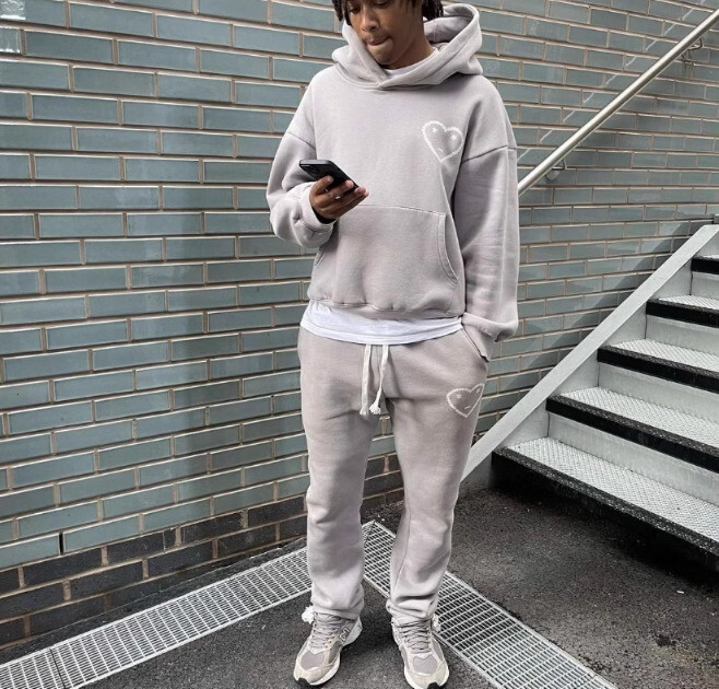 Upgrade Your Wardrobe with Carsicko Hoodies Now
