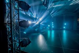 How to Achieve Professional Results with LED Stage Lighting in a Small Community Theater