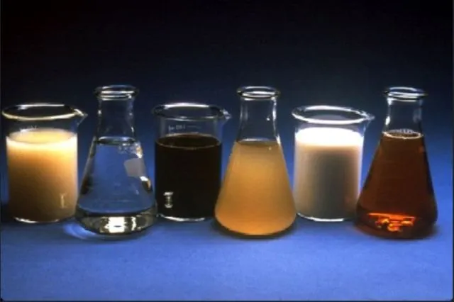 How Much Water in Concrete Mix? The Critical Role of a Water Reducer in Concrete