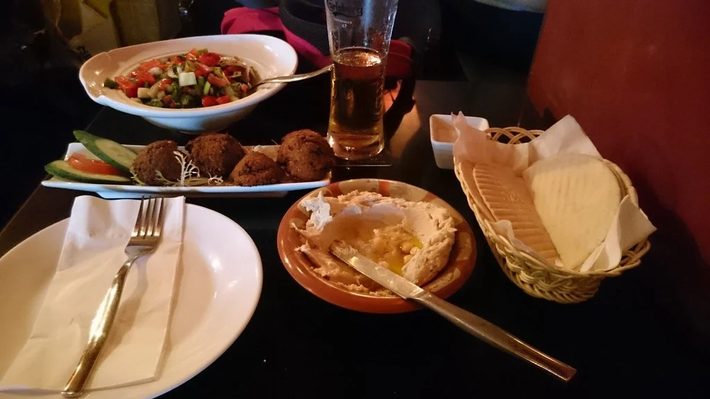 Where Can I Enjoy Delicious Halal Food in Windsor?