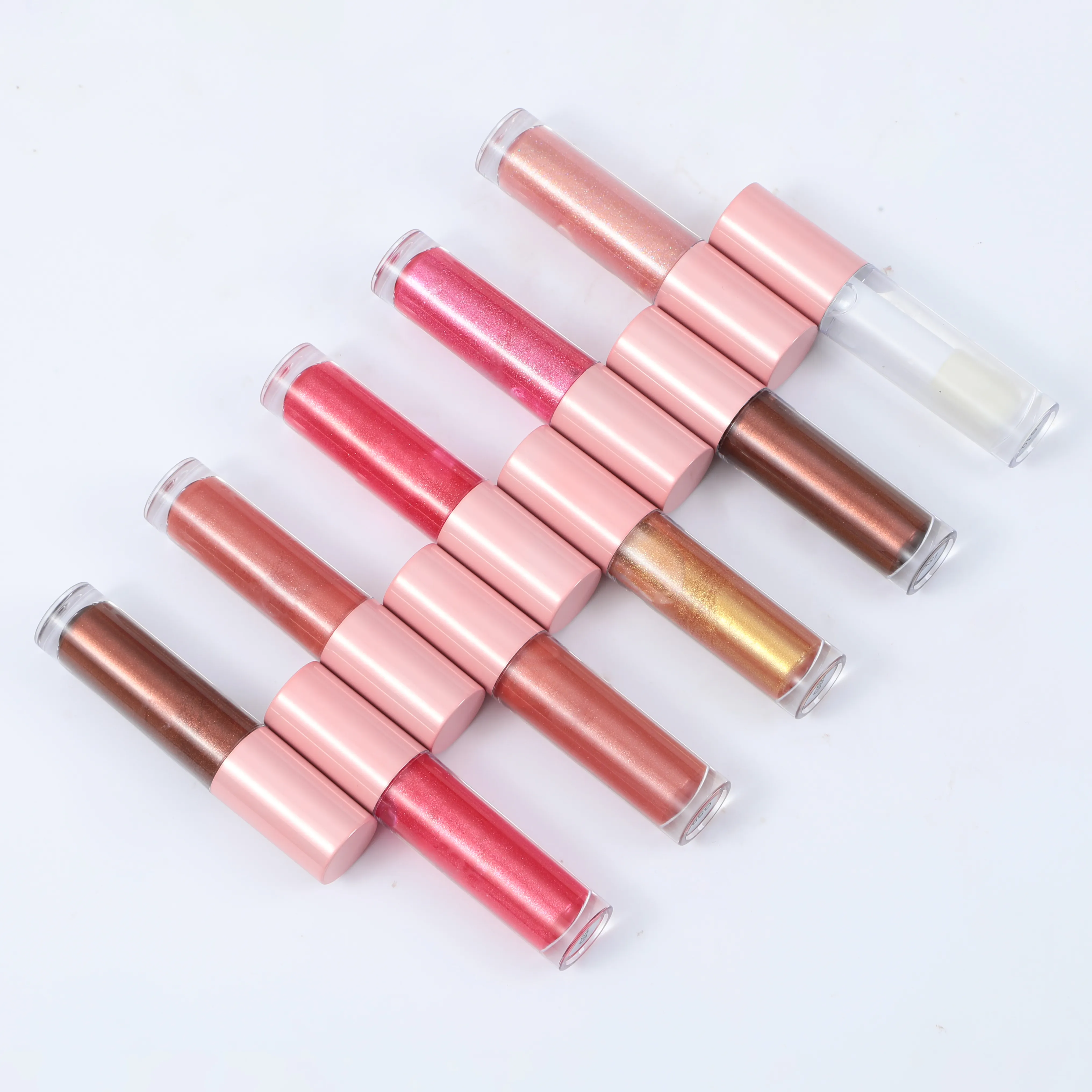 How Can Lip Gloss Keep Your Lips Soft All Day Long?