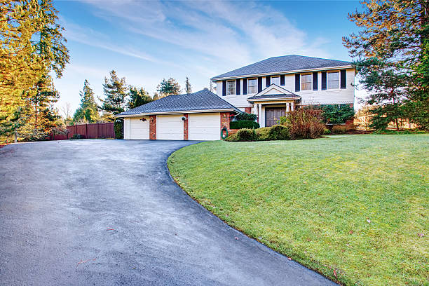 How Driveways Enhance the Look of Residential Properties?