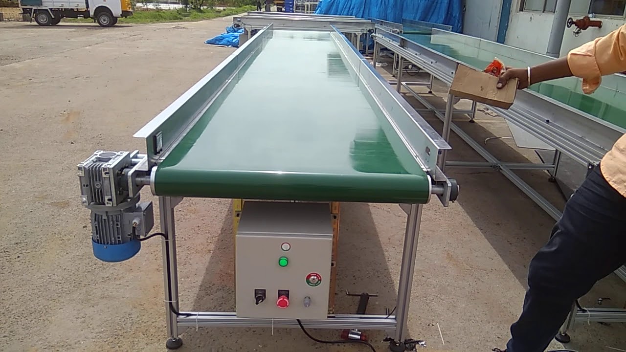 Top Benefits of Installing a Conveyor Machine in Manufacturing Facilities