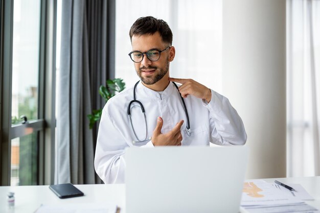 Travel Medicine Clinic | Expert Travel Doctors for Safe International Trips