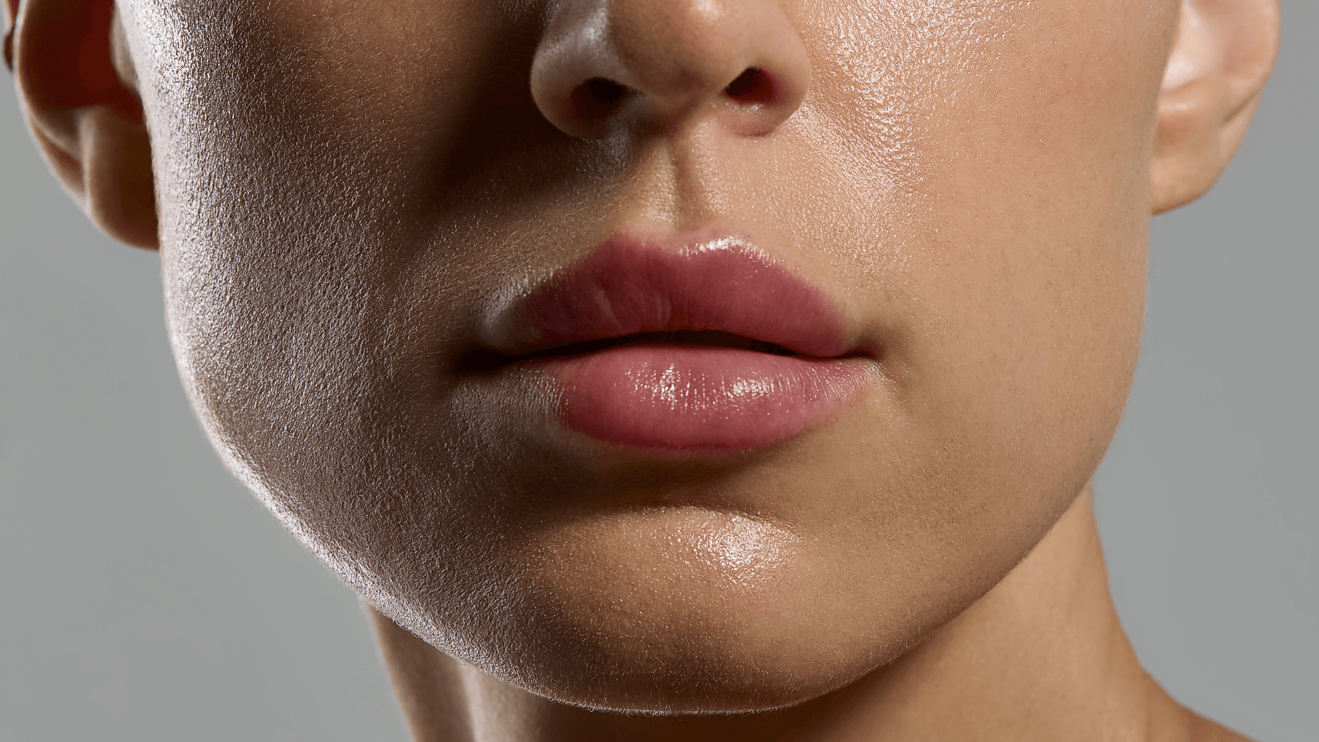 How Can Smoker’s Lips Treatment Improve Lip Tone?