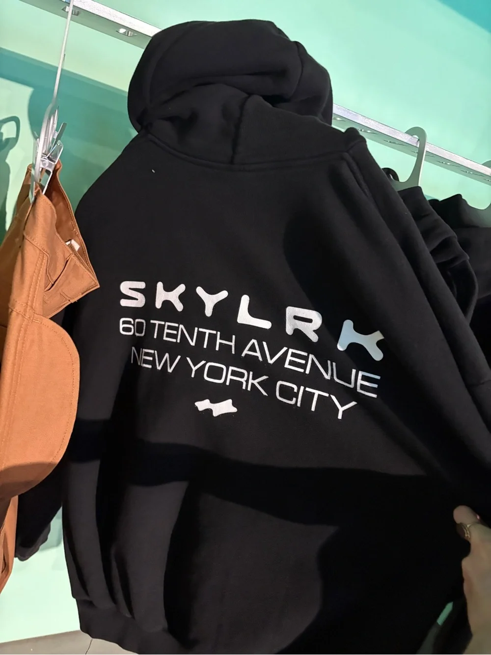 Skylrk Clothing: A Complete Guide to Modern Streetwear and Everyday Style