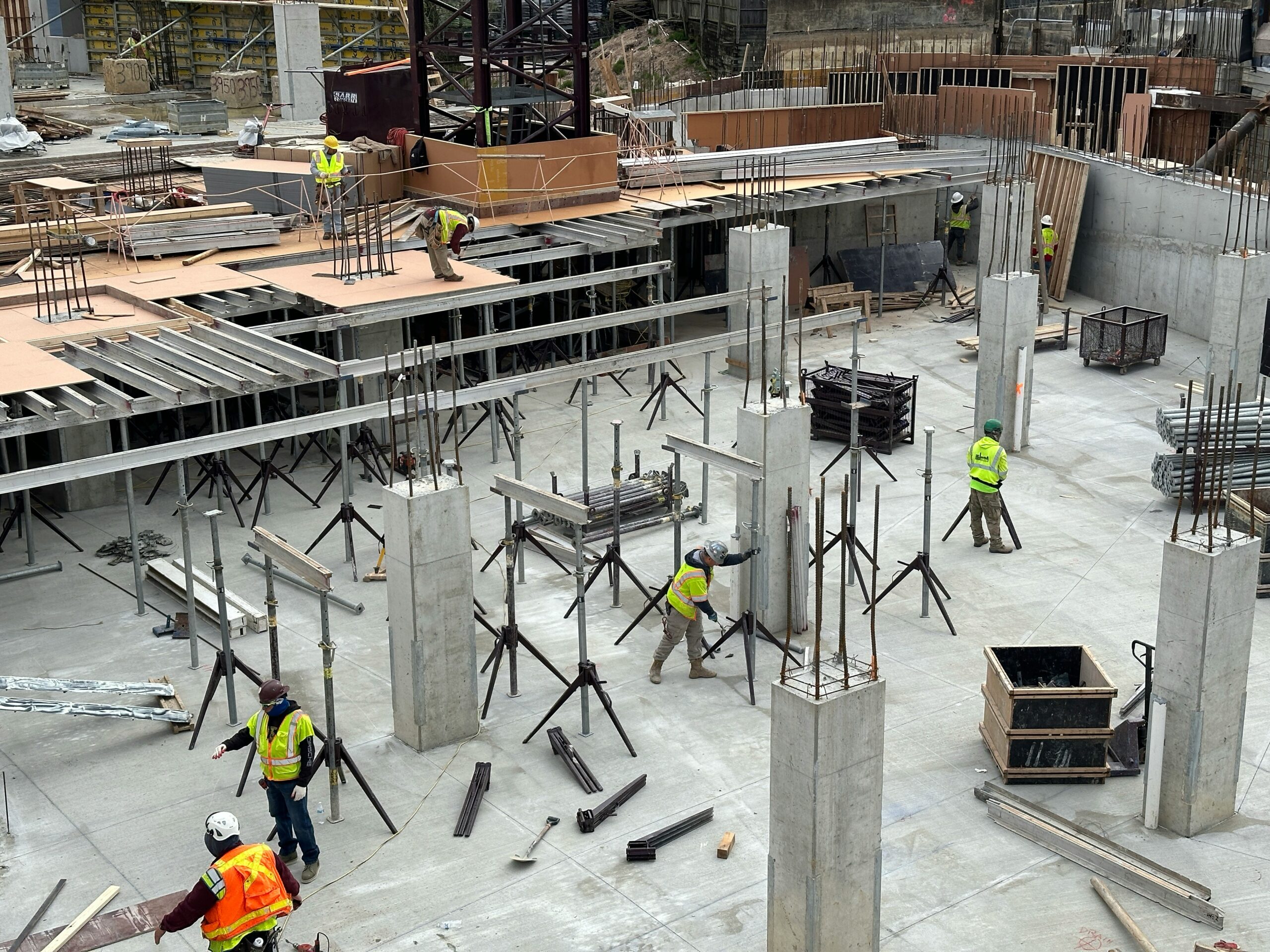 Key Factors to Consider When Choosing Construction Companies in Miami