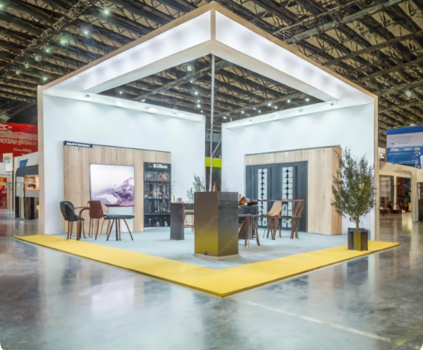 What Trade Show Booth Design Companies Need to Know About Chicago Venues Ahead of HIMSS 2027