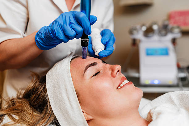 Can Microneedling Improve Skin Elasticity Naturally