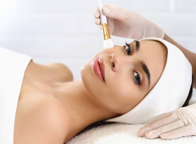 Does Inno Peel help brighten dull looking skin